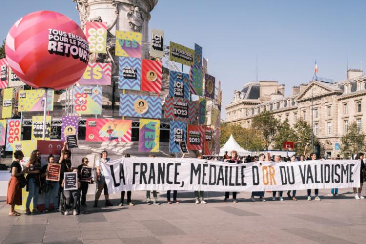 « Vivre avec un handicap physique en France »